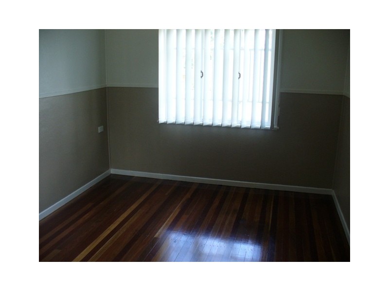 3/4 Vernon Street, Clontarf QLD 4019