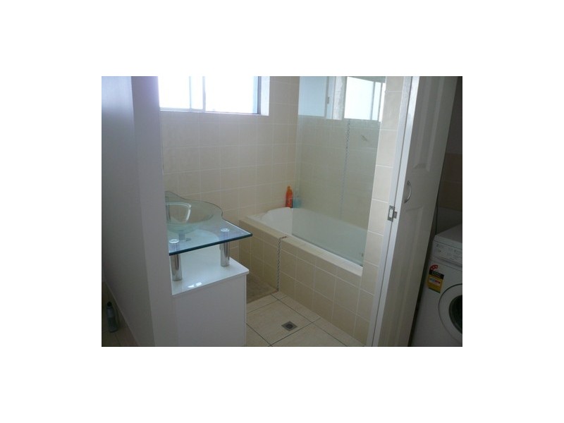 3/17 Bailey Street, Woody Point QLD 4019