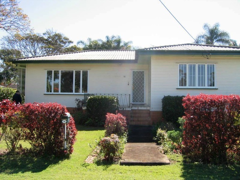 76 Dodds Street, Woody Point QLD 4019