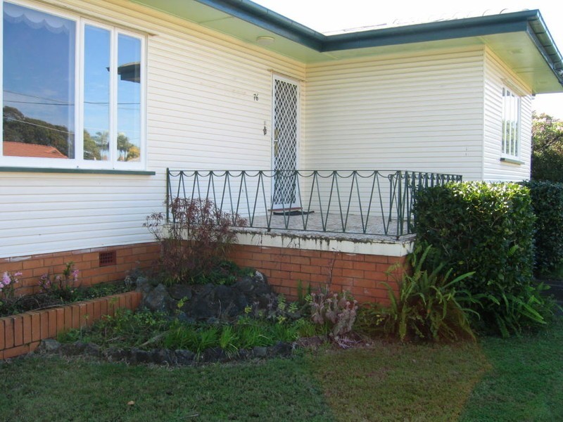76 Dodds Street, Woody Point QLD 4019