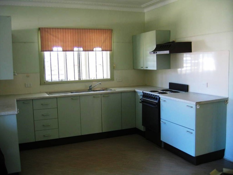 76 Dodds Street, Woody Point QLD 4019
