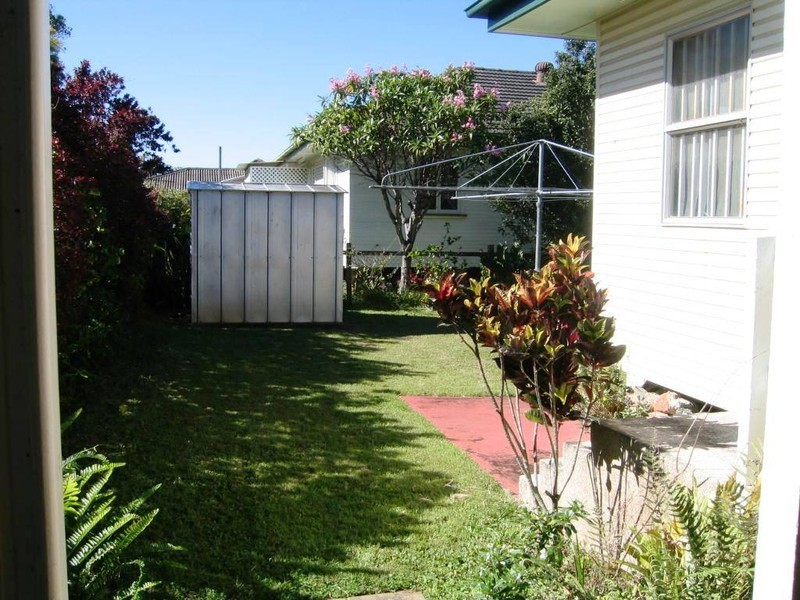 76 Dodds Street, Woody Point QLD 4019