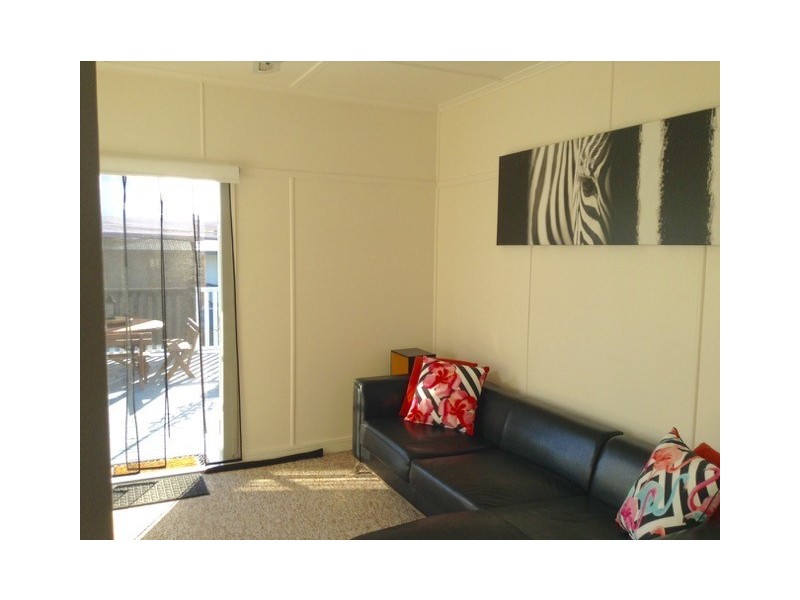 2/104 Maine Road, Clontarf QLD 4019