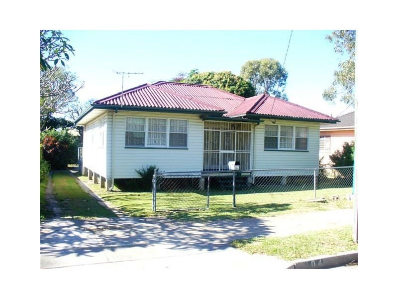 104 Elizabeth Avenue, Clontarf QLD 4019