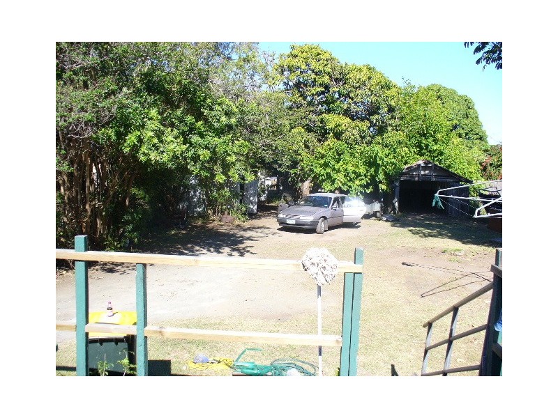 104 Elizabeth Avenue, Clontarf QLD 4019
