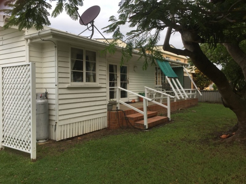 5 Maude Street, Margate QLD 4019