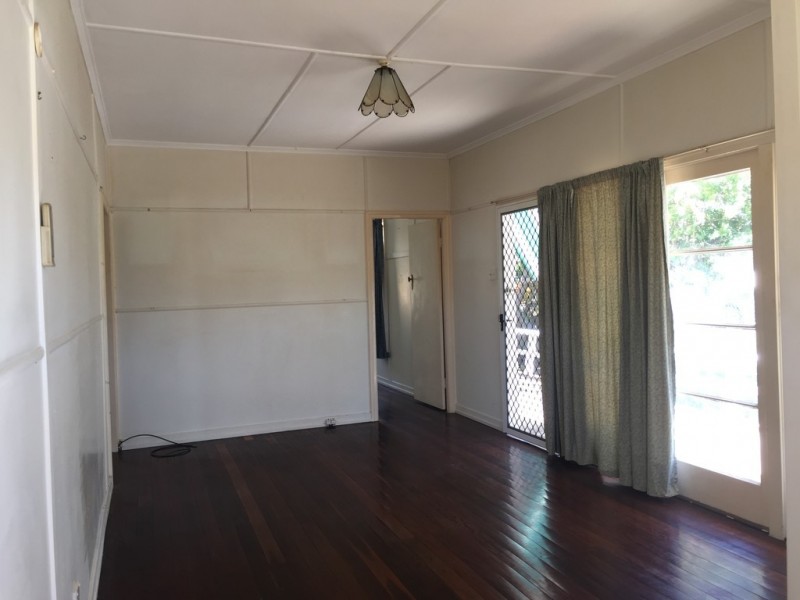 5 Maude Street, Margate QLD 4019