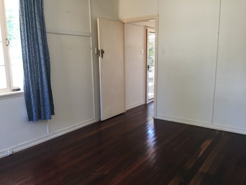 5 Maude Street, Margate QLD 4019