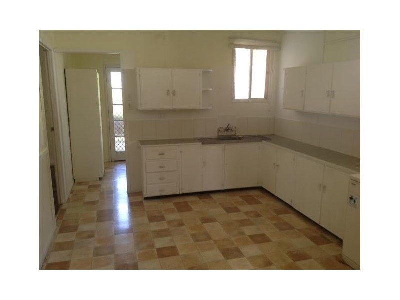 51 Cowen Street, Margate QLD 4019