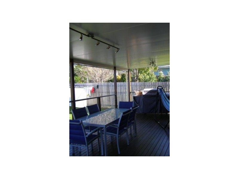 31 Deans Street, Clontarf QLD 4019