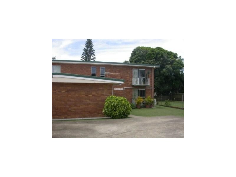 5/8A Short Street, Woody Point QLD 4019