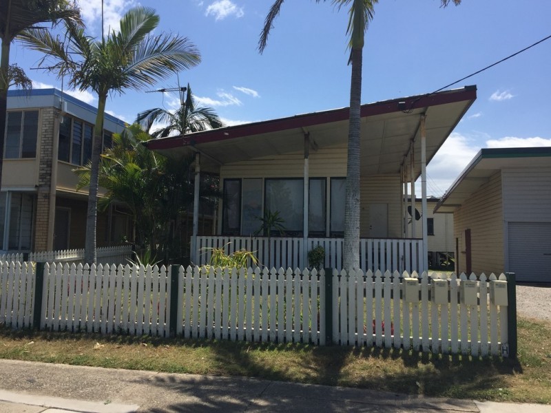 1/32 Hornibrook Esplanade, Clontarf QLD 4019