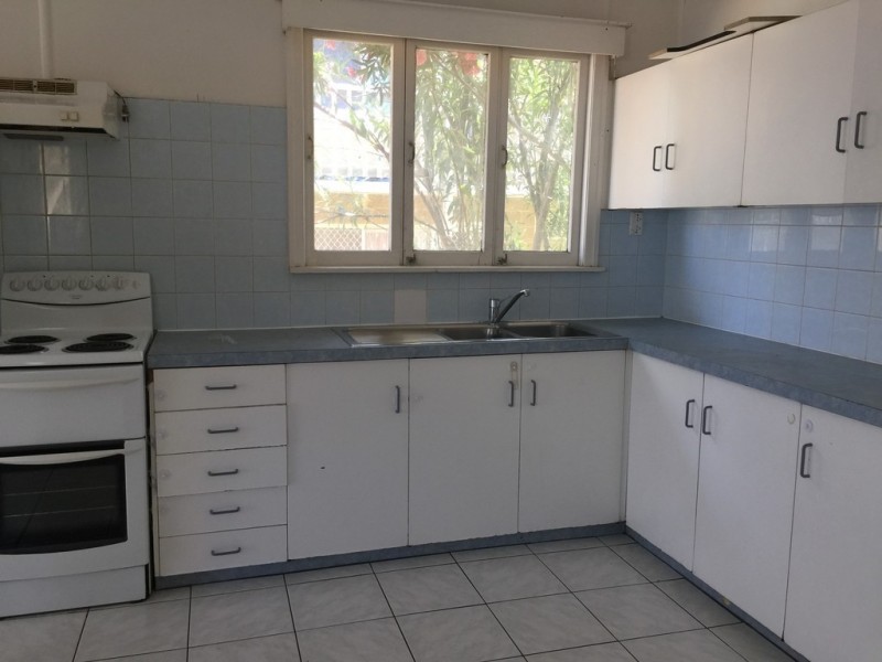 1/32 Hornibrook Esplanade, Clontarf QLD 4019