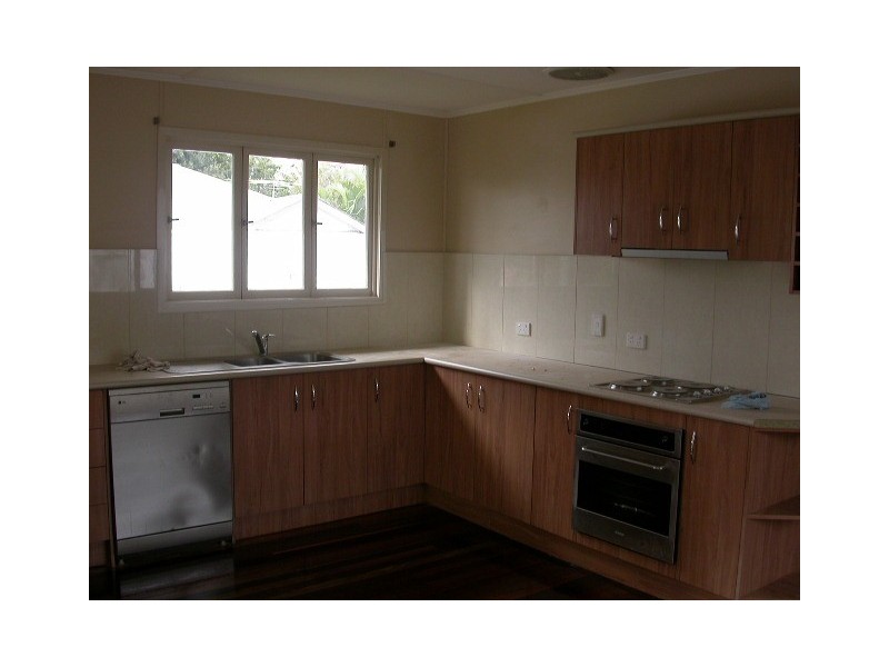 110 Oxley Avenue, Woody Point QLD 4019