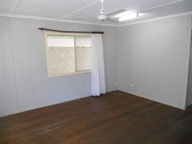 2 Wright Street, Redcliffe QLD 4020