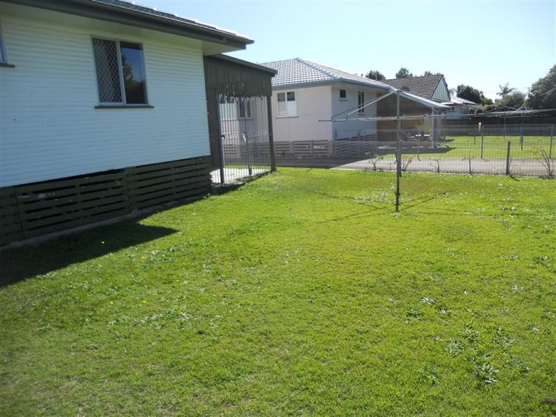 2 Wright Street, Redcliffe QLD 4020