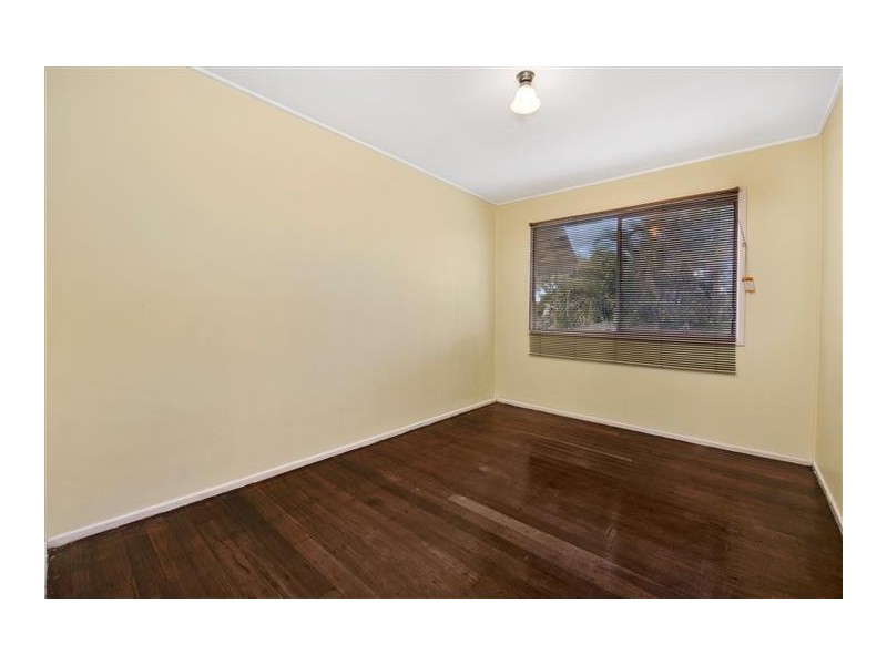 24 O’Connell Street, Redcliffe QLD 4020