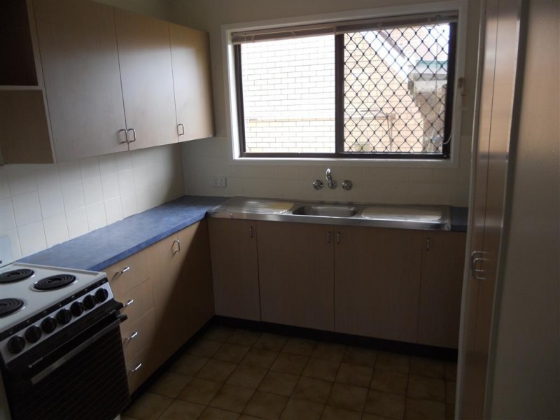 2/21 Steven Street, Redcliffe QLD 4020