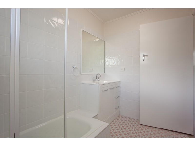 99 Margate Parade, Margate QLD 4019