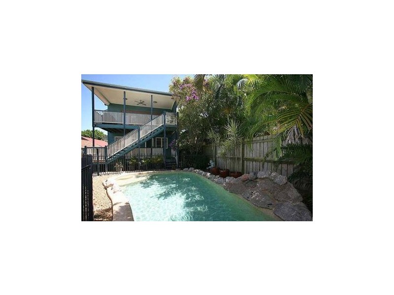 44 McLennan Street, Woody Point QLD 4019