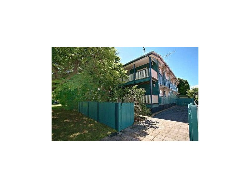 44 McLennan Street, Woody Point QLD 4019