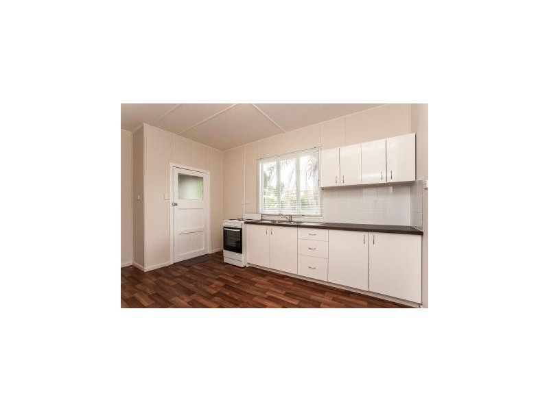 1/96 Hornibrook Esplanade, Clontarf QLD 4019