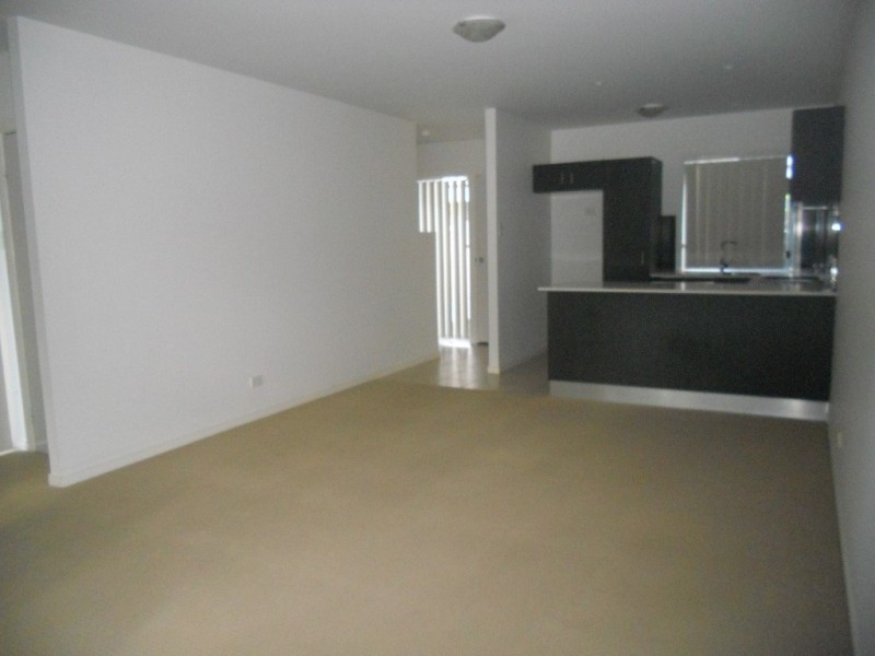 9/15 Caroline Street, Woody Point QLD 4019