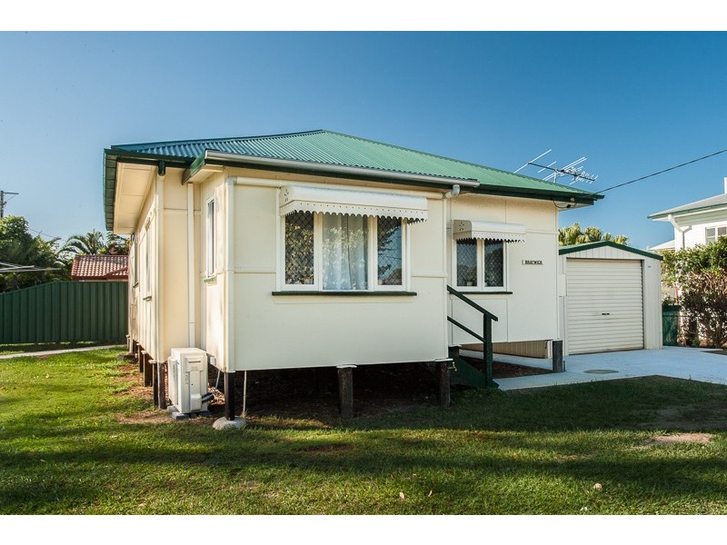 80 Victoria  Avenue, Woody Point QLD 4019