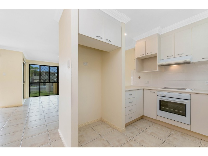 2/3 Annie Street, Woody Point QLD 4019
