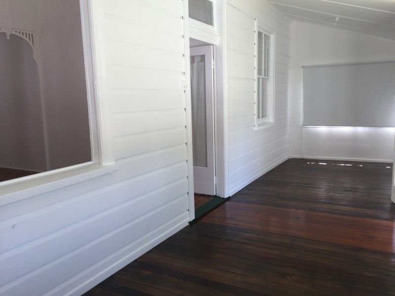 202 Hornibrook Esplanade, Clontarf QLD 4019