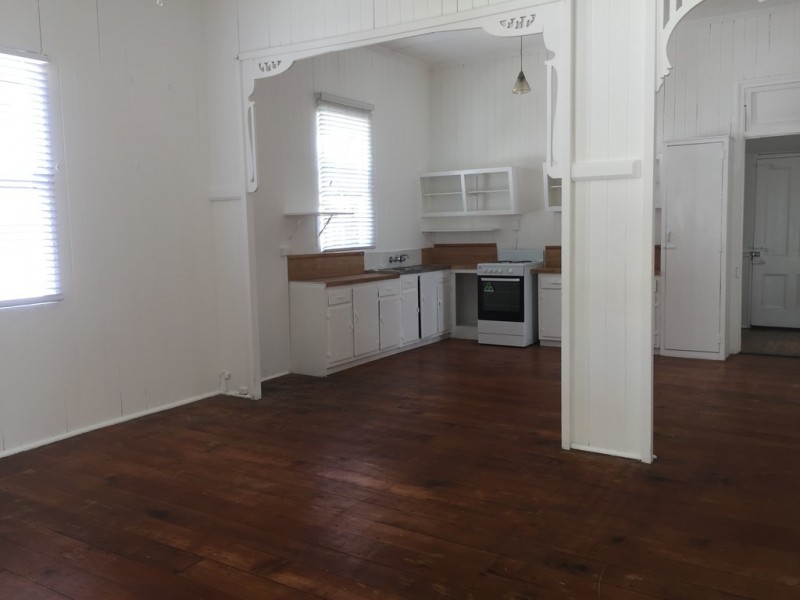 202 Hornibrook Esplanade, Clontarf QLD 4019