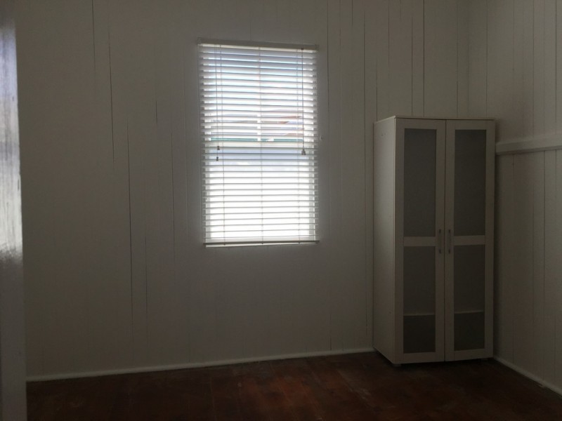 202 Hornibrook Esplanade, Clontarf QLD 4019