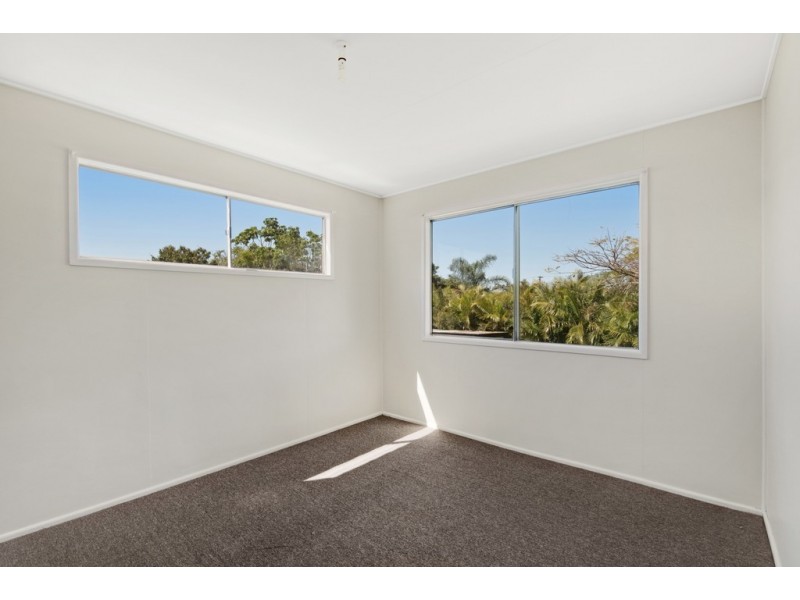 2/6 Blakeney Street, Woody Point QLD 4019