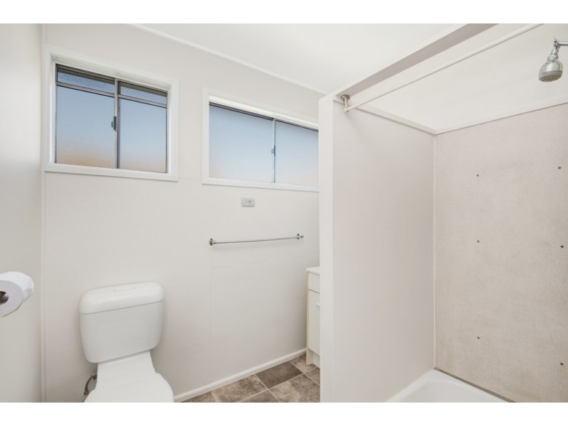 2/6 Blakeney Street, Woody Point QLD 4019
