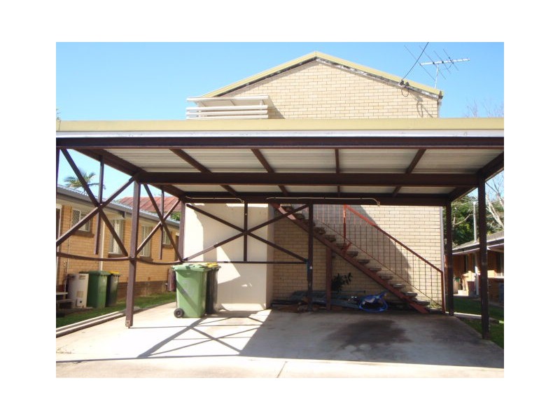 1/100 Oxley Avenue, Woody Point QLD 4019