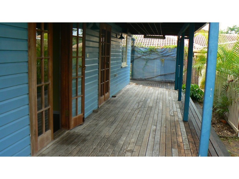 10 Armstrong street, Clontarf QLD 4019