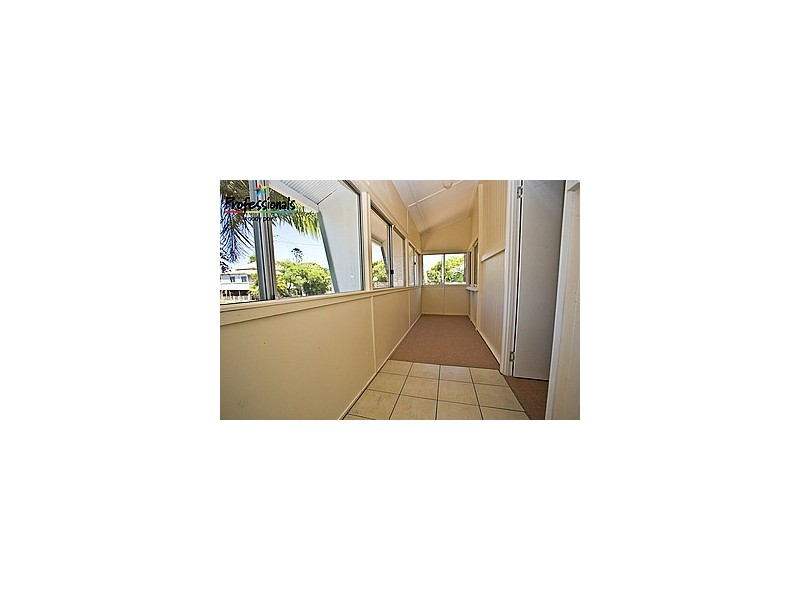 24 Ellen Street, Woody Point QLD 4019