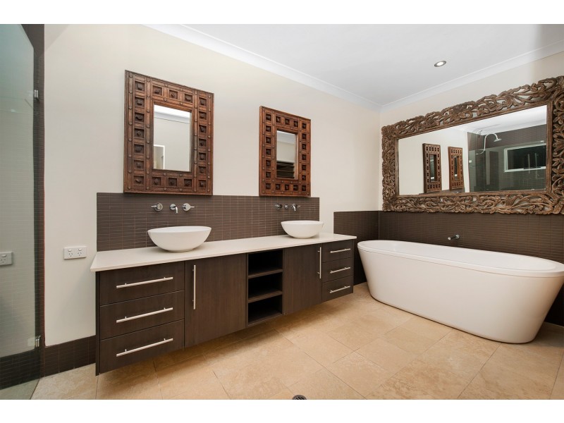 152 Turner Street, Scarborough QLD 4020