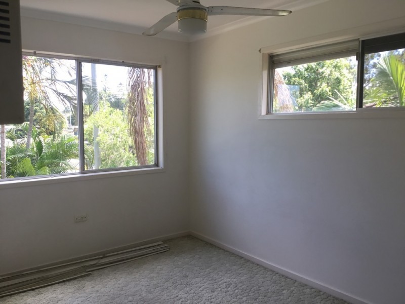 37 Essey Street, Clontarf QLD 4019