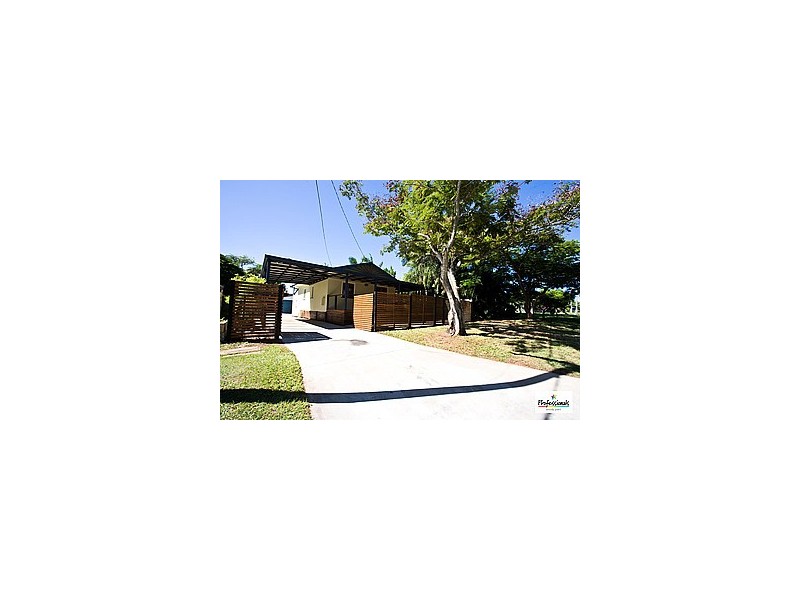 124 Arthur Street, Woody Point QLD 4019