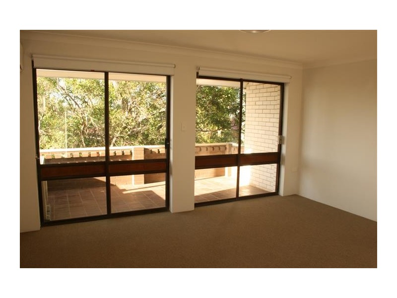 2/64 McCulloch Avenue, Margate QLD 4019