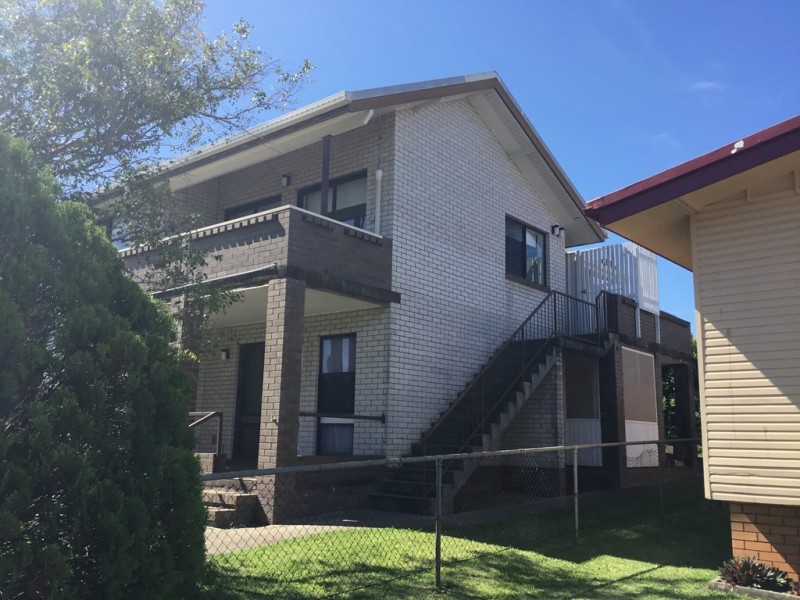 2/64 McCulloch Avenue, Margate QLD 4019