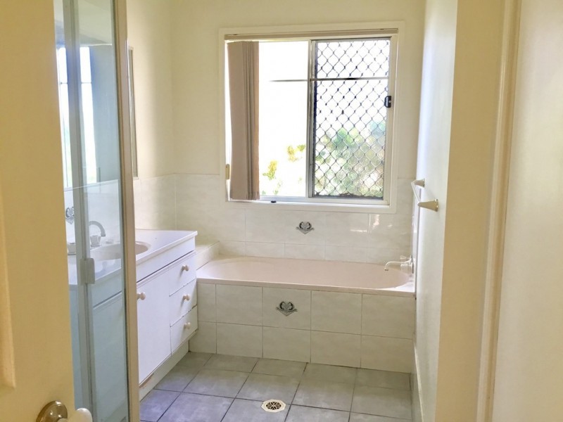 3 Kindy Lane, Kippa-ring QLD 4021