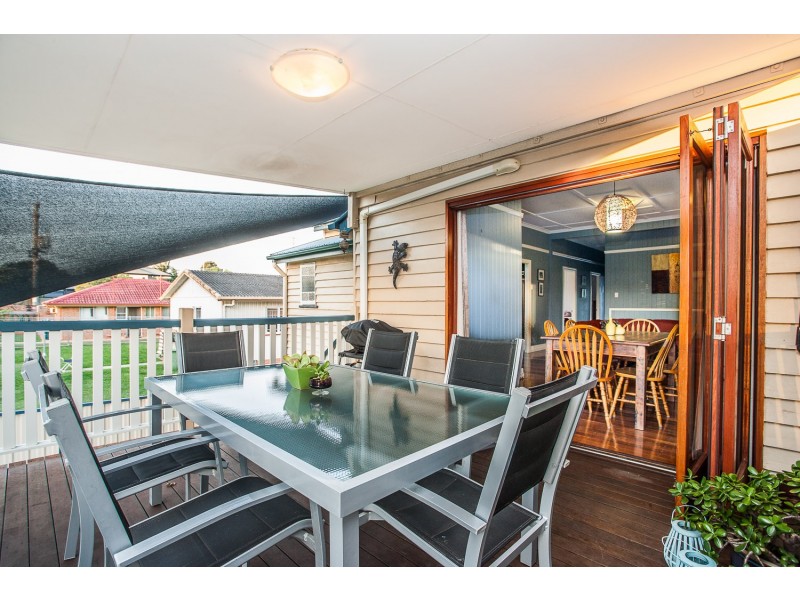 37 Victoria Avenue, Woody Point QLD 4019