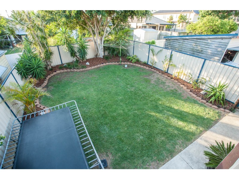 37 Victoria Avenue, Woody Point QLD 4019