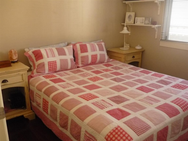 19 Inglis Street, Woody Point QLD 4019