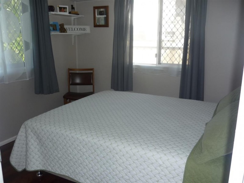 19 Inglis Street, Woody Point QLD 4019