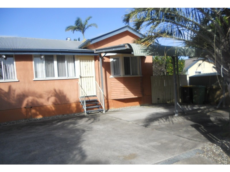 4/39 Arthur Street, Woody Point QLD 4019