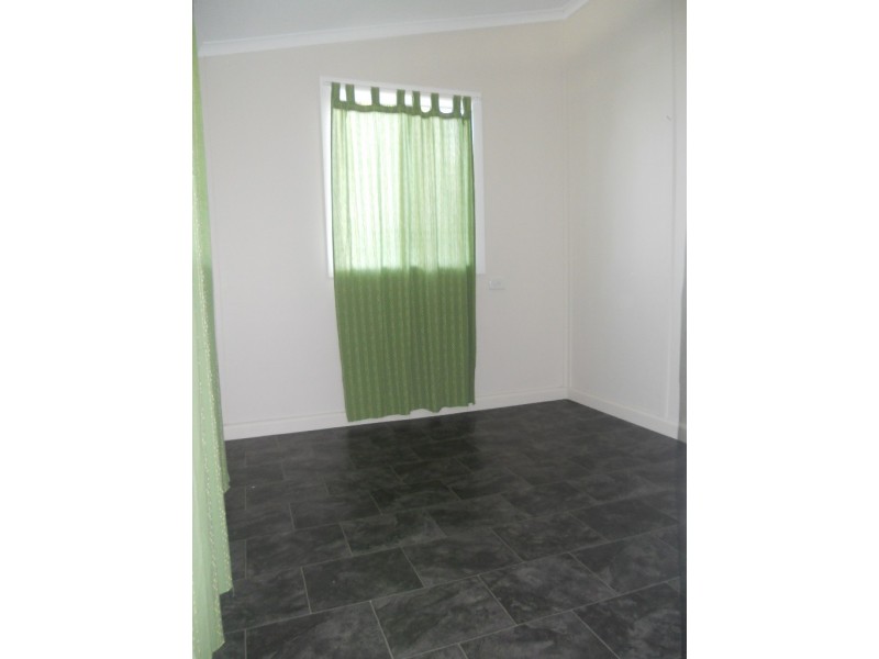 4/39 Arthur Street, Woody Point QLD 4019