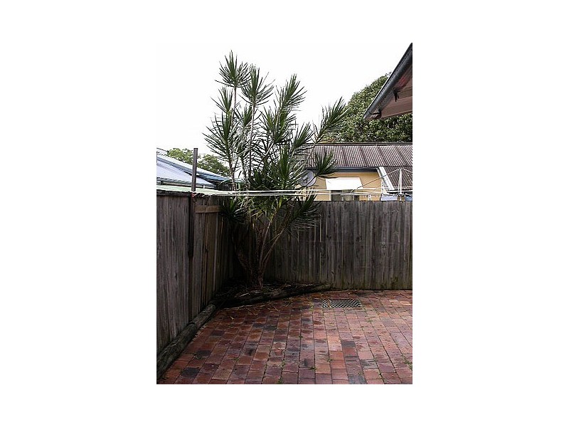 4/39 Arthur Street, Woody Point QLD 4019